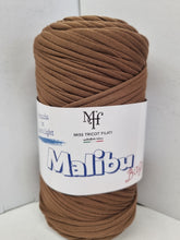 Lentes  dzija Malibu 400g / 120m