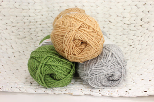 Merino Deluxe-50 100g / 280m YarnArt